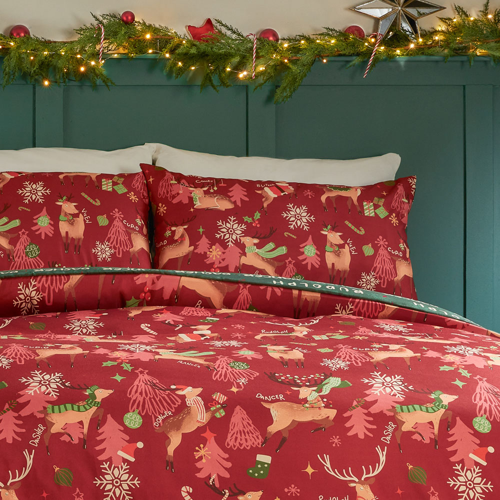 Duvet Day Super King Size Red Sleigh Team Christmas Reversible Duvet Cover Set Image 4