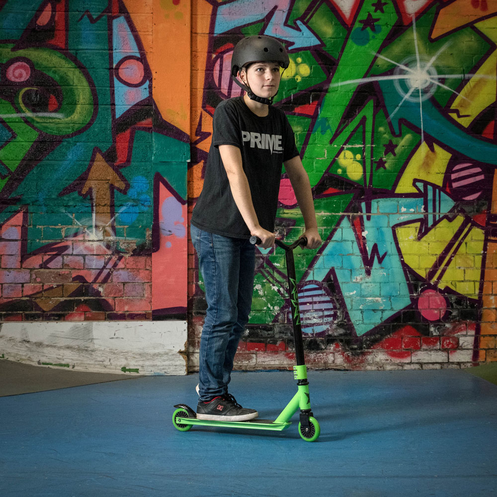 Xootz Green Envy Y Bar Stunt Scooter Image 3