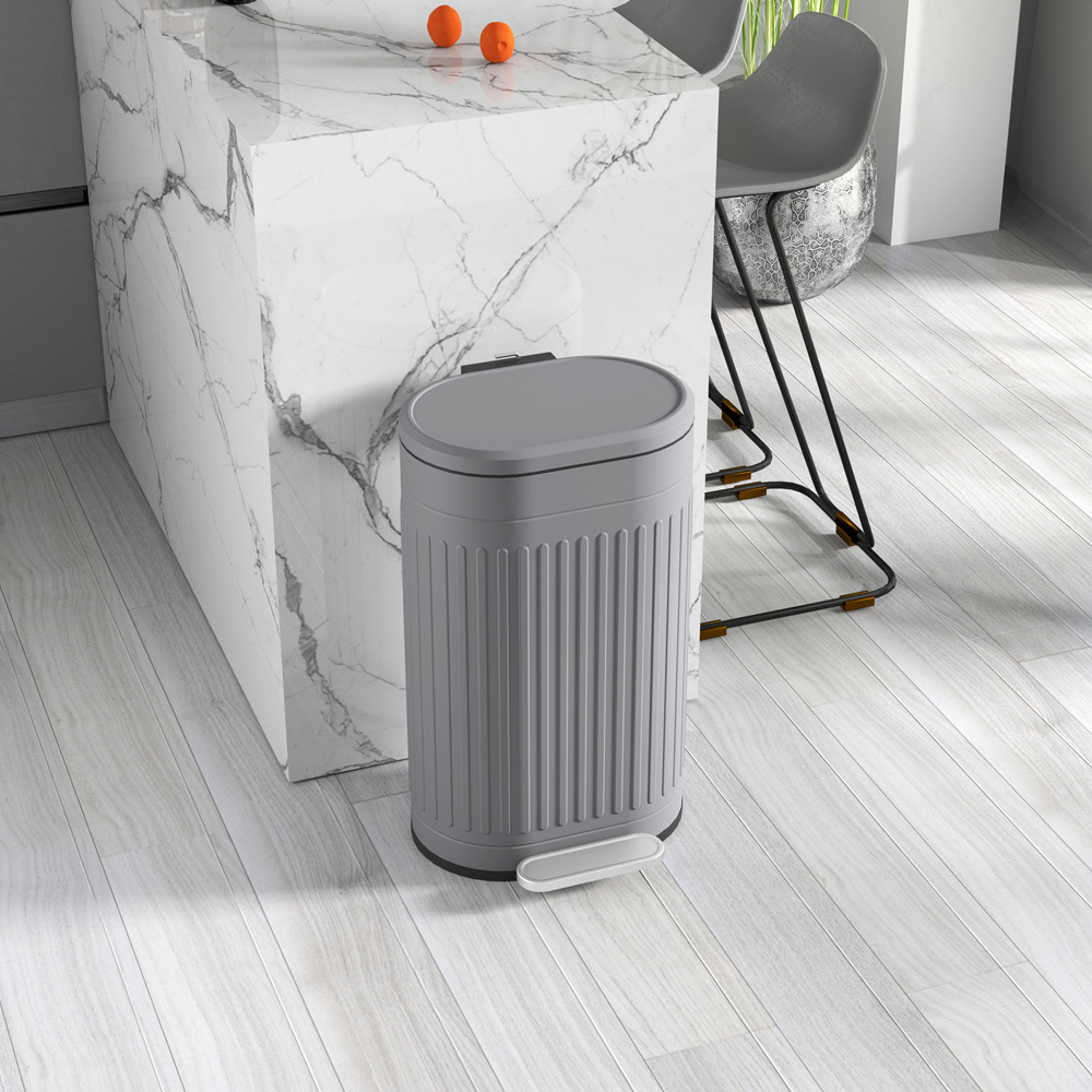 HOMCOM Grey Metal Soft Close Kitchen Pedal Bin Image 4