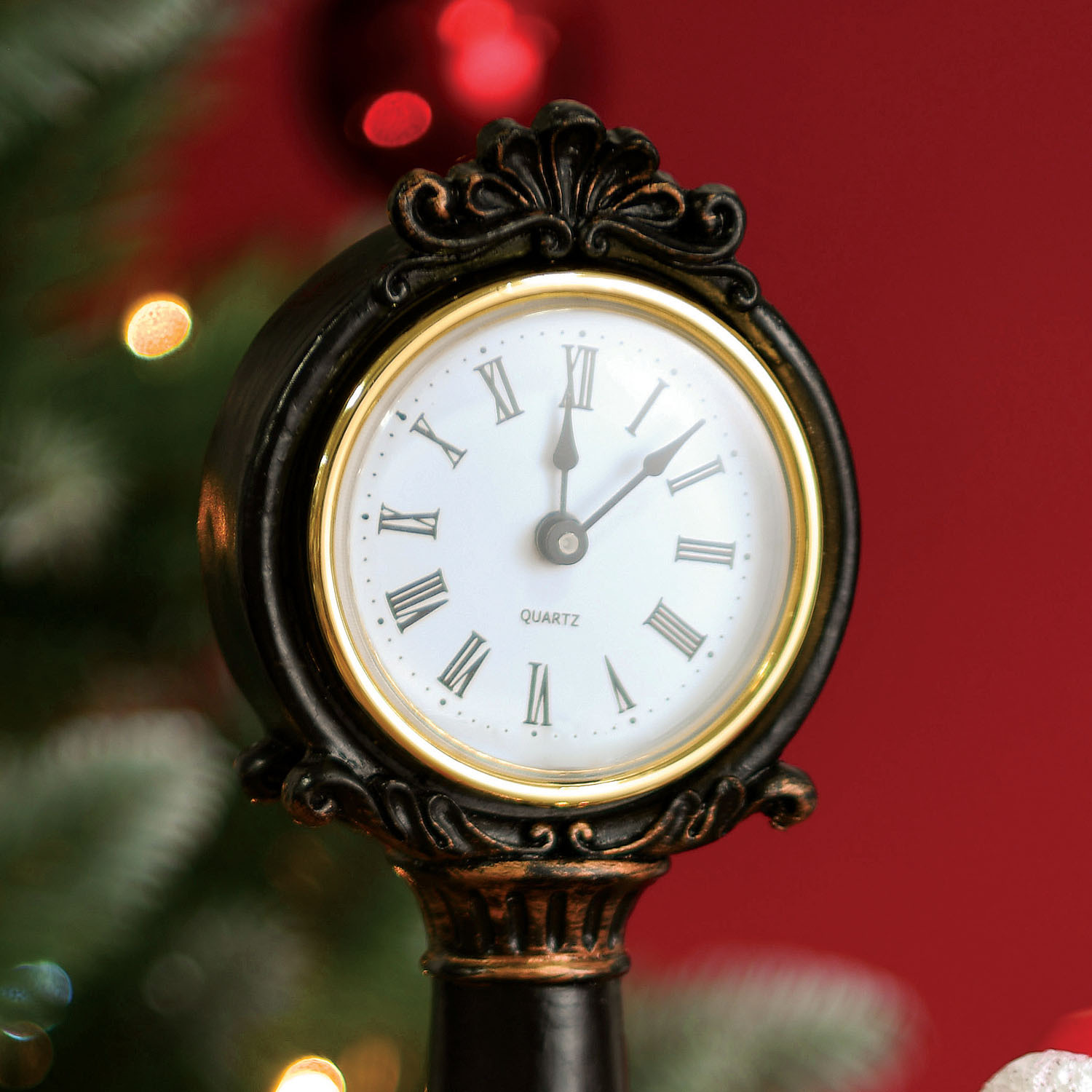 Santa and Tree Clock LED Figurine - Brown Image 3