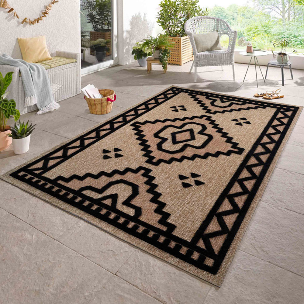 Desire Rugs Harper Black Diamond Rug 50 x 80cm Image 2