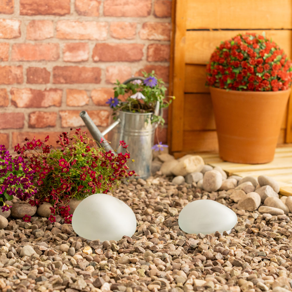 ValueLights Pebbles Set of 2 Clear Outdoor Solar Decorative Lights Image 5