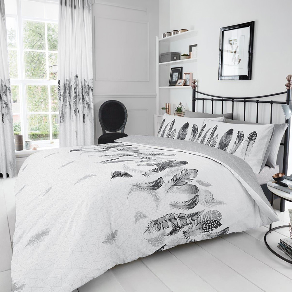 Smart Living Single White Feathers Duvet Set Image 1