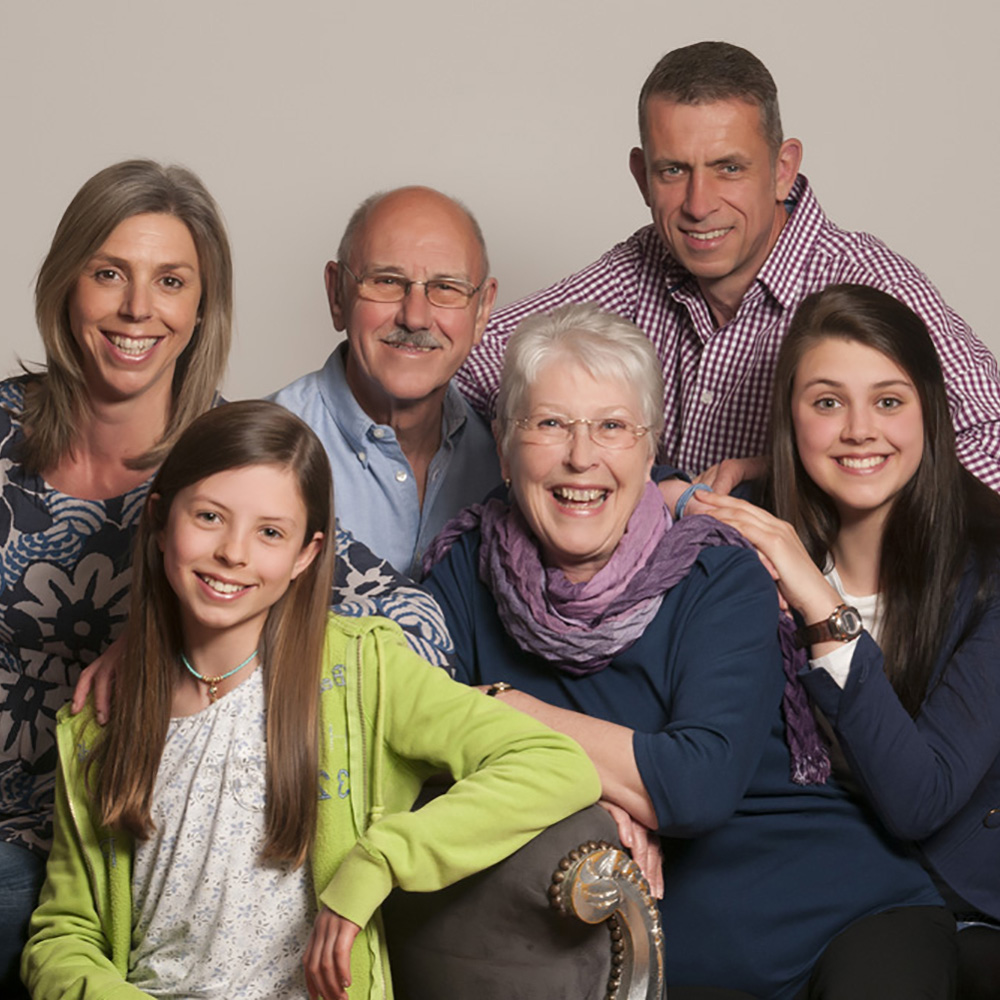 Activity Superstore Family Portrait Gift Experience Image 4