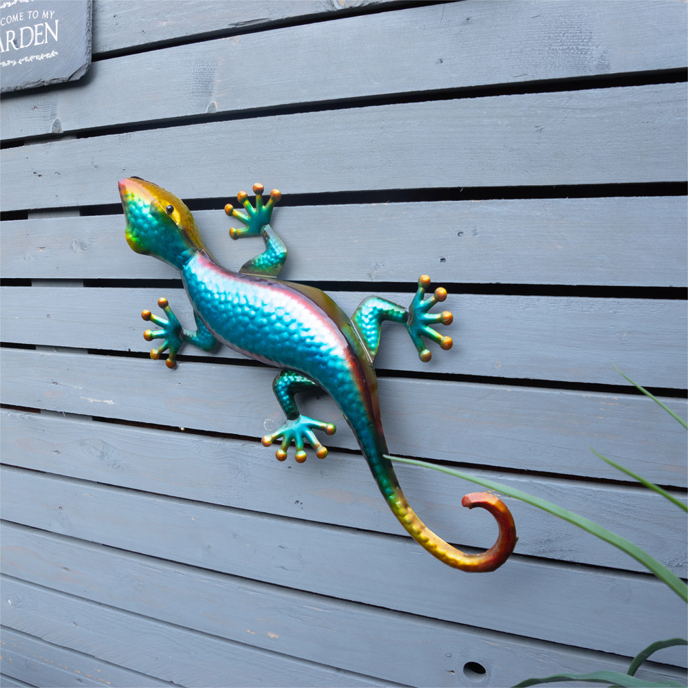 St Helens Multicolour Metal Gecko Garden Wall Ornament Image 2