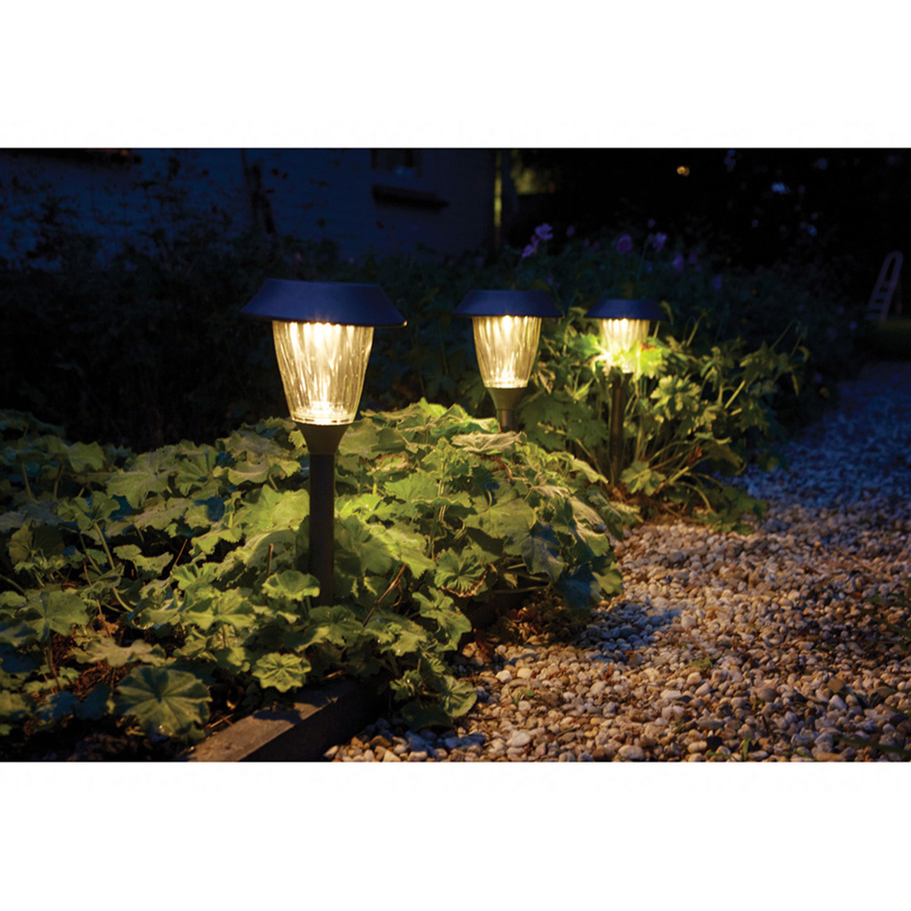 Luxform Juneau Anthracite LED Solar Garden Spike Light 6 Pack Image 4