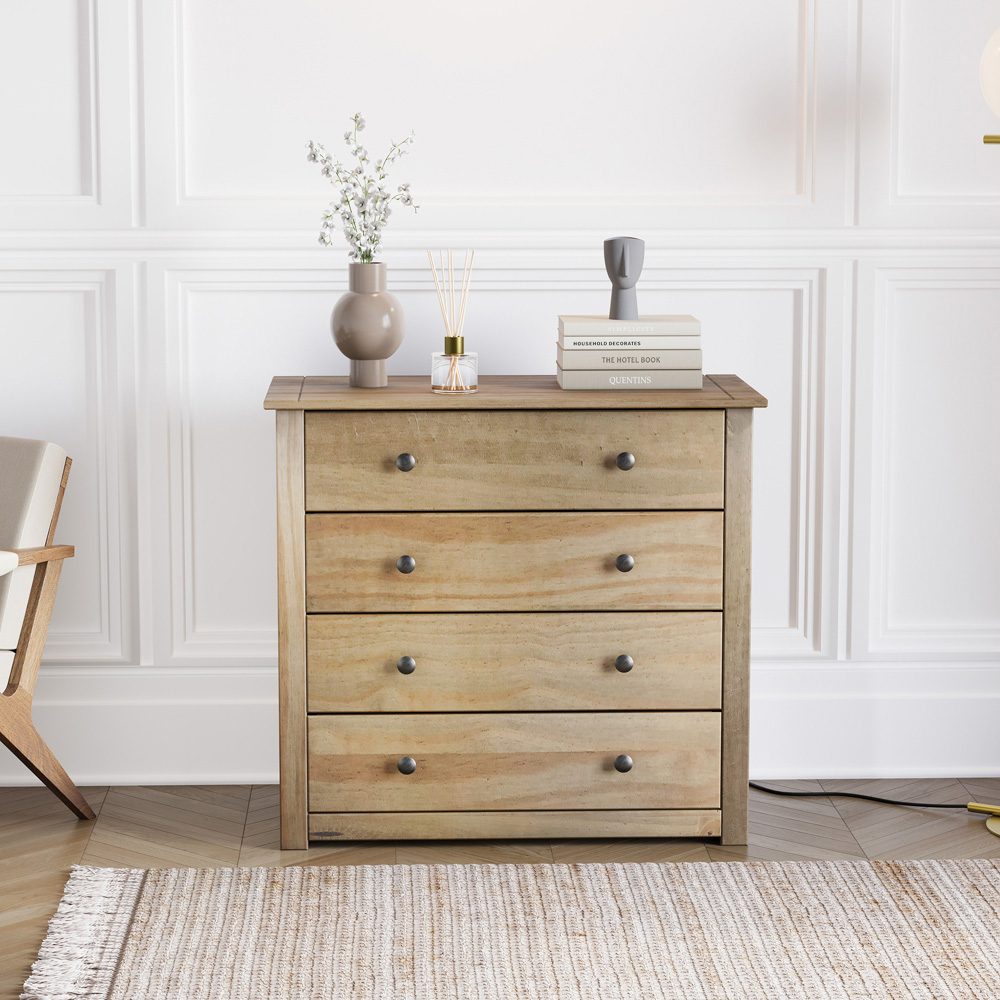 Vida Designs 4 Drawer Panama Pine Chest of Drawers Image 3