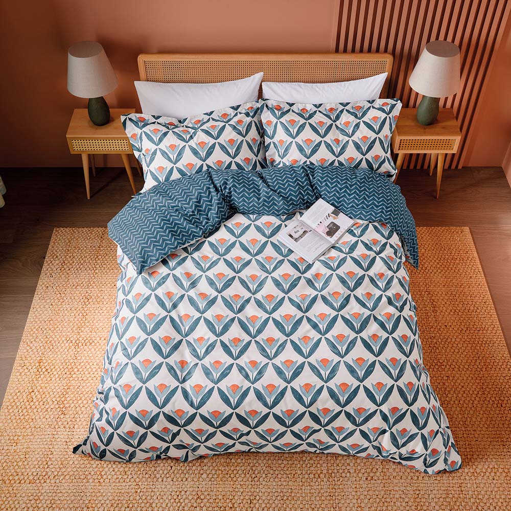 Scion Tulip Trellis Super King Size Navy Duvet Set Image 3