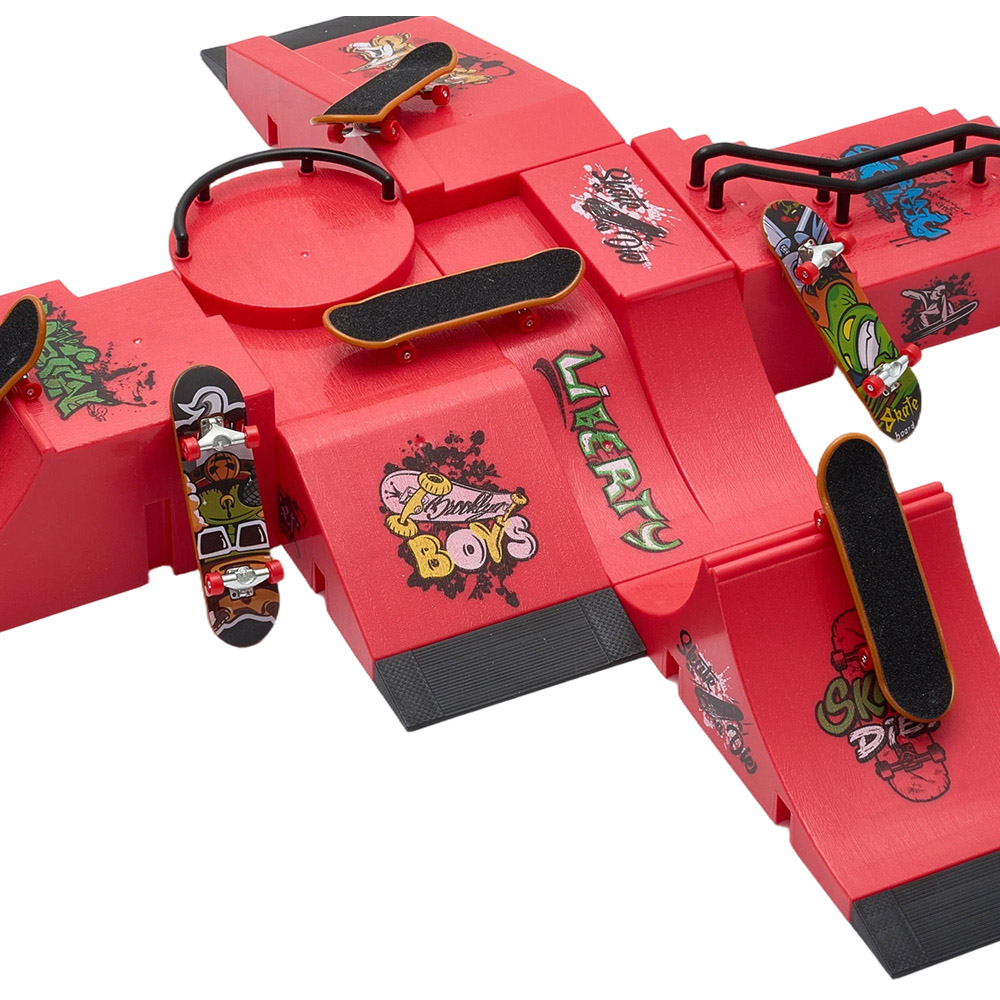 H&O Direct Red Finger Skateboard Park Set with 6 Skateboards Image 5