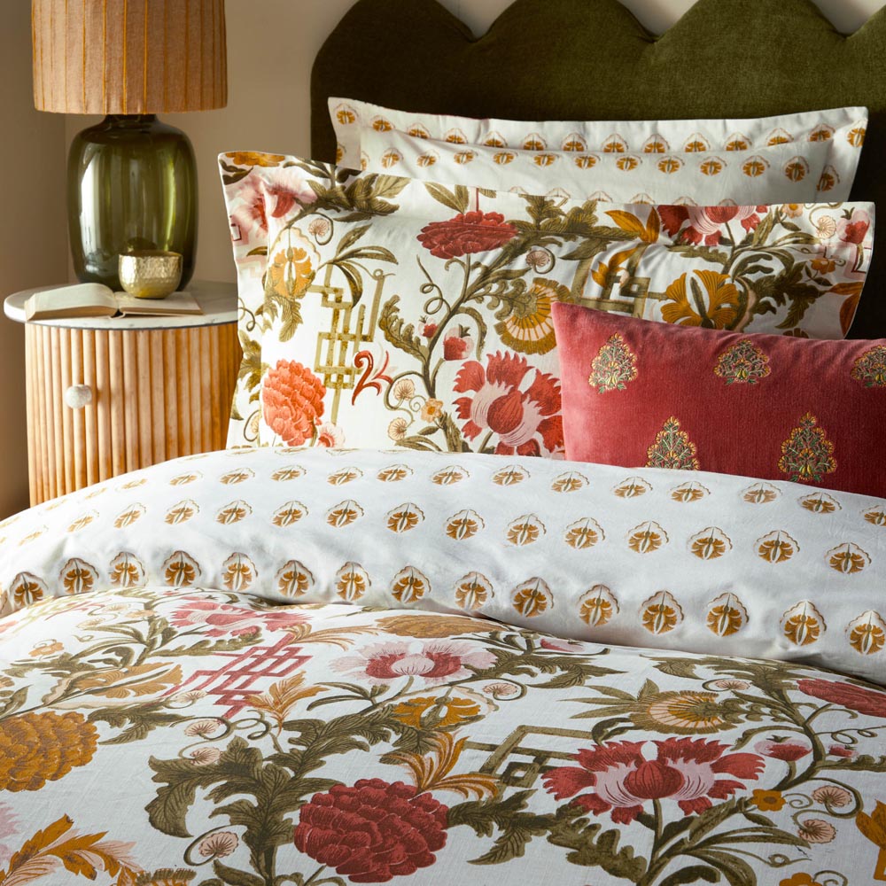 Seventy Three Ishana Super King Size Russet Reversible Floral Duvet Set Image 2