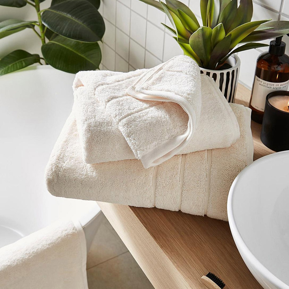 Allure Bath Fashions Cream Hotel Luxury Heavyweight Bath Sheet Image 2