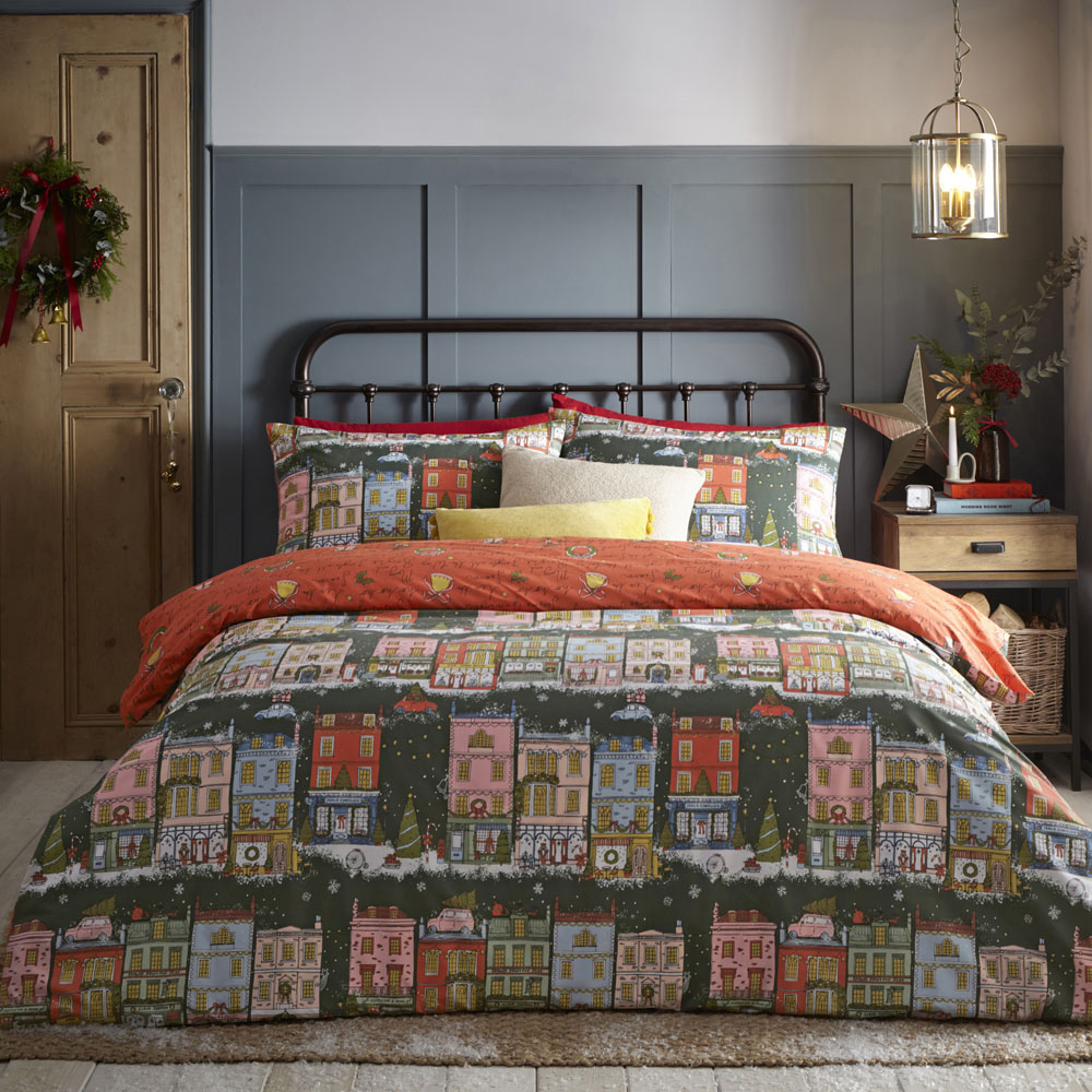 furn. Christmas Spirit King Size Green Festive Duvet Cover Set Image 1