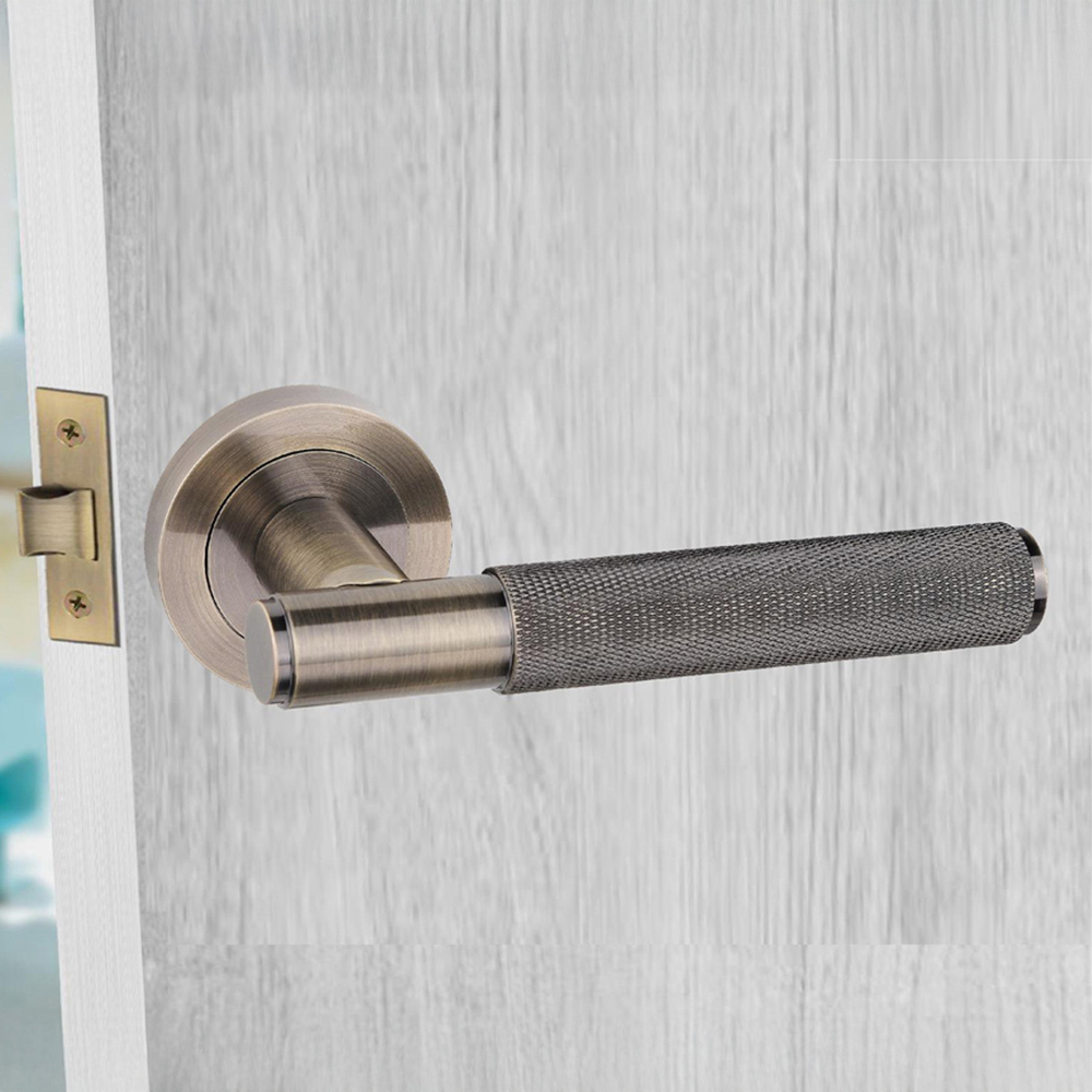 Golden Grace Straight T-Bar Knurled Antique Brass Door Handles Image 2