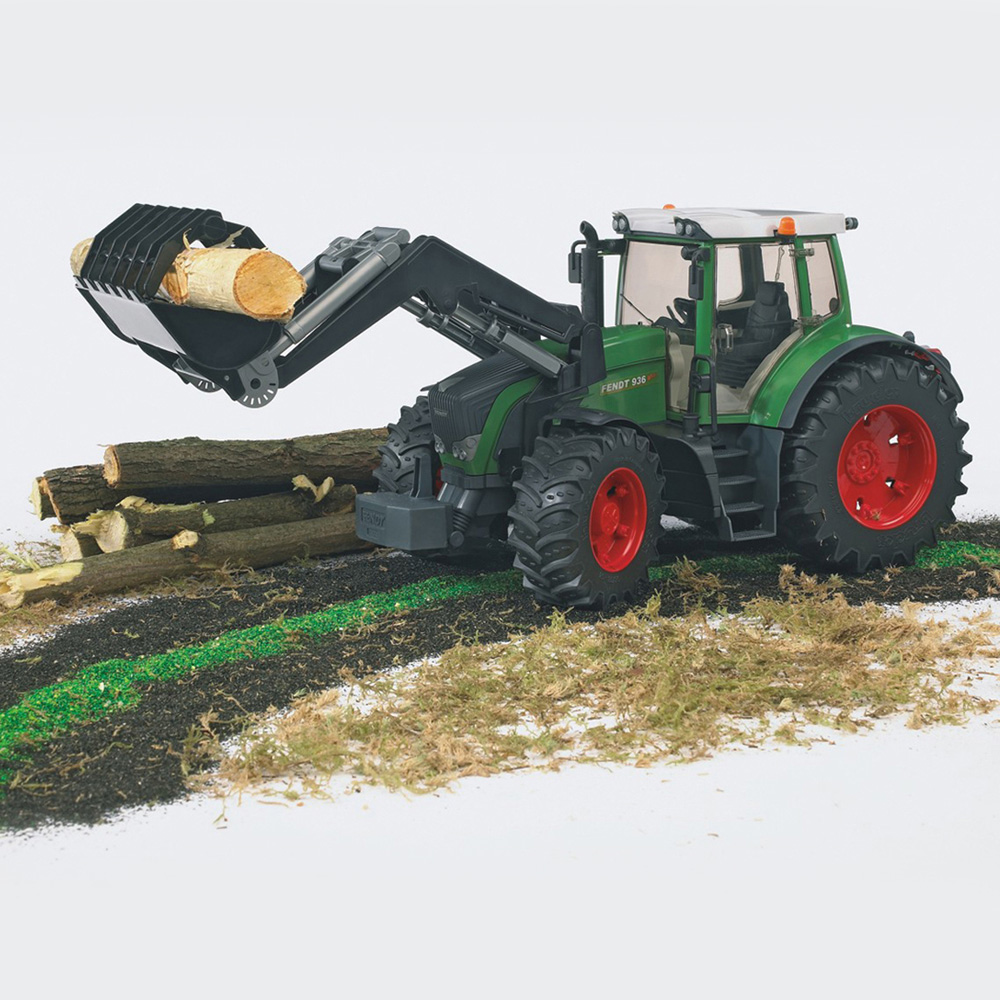 Bruder Kids Fendt 936 Vario with Front Loader Playset Model Image 4