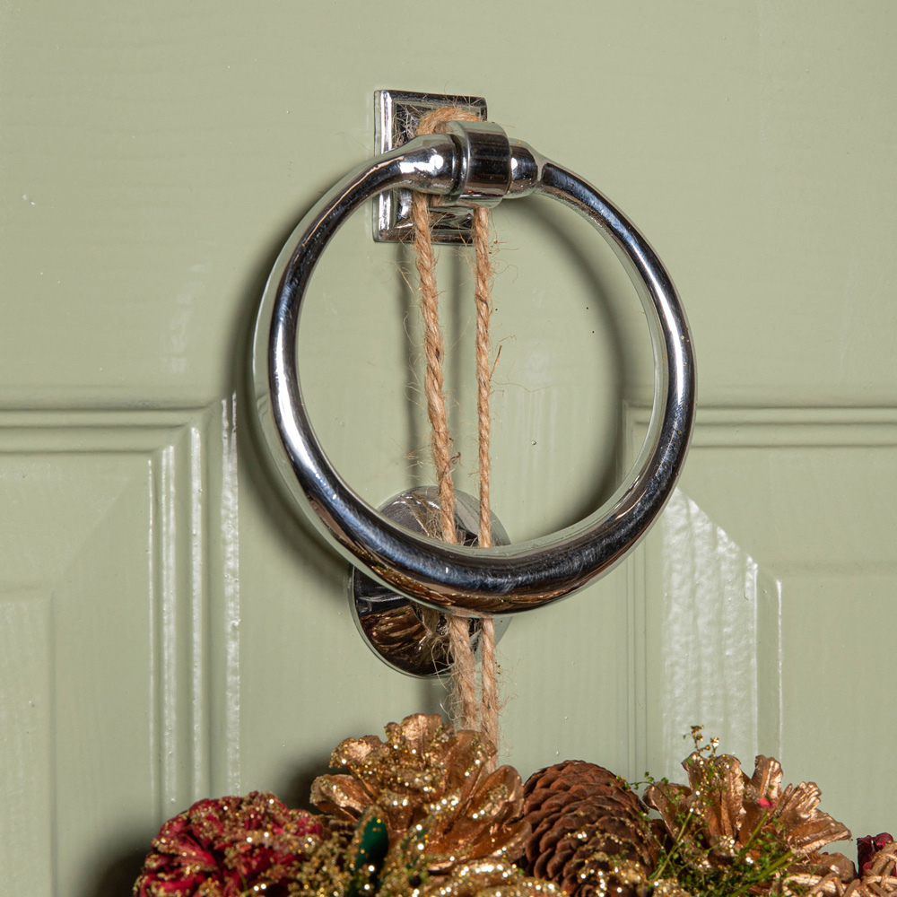 Samuel Alexander Red Wreath with Berries and Pinecones 36cm Image 4