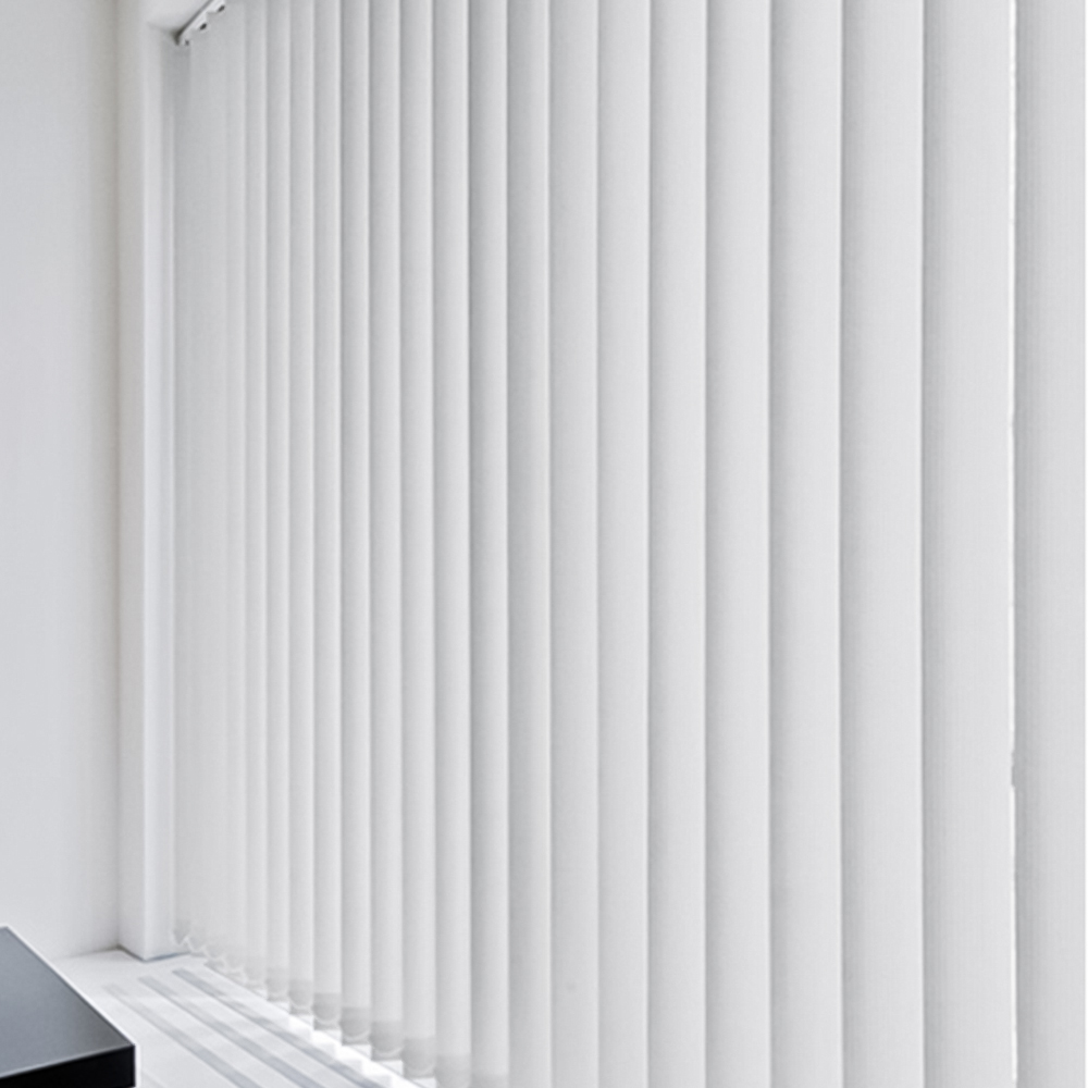 Caecus Blackout Short Drop Plain Vertical Blind Complete White 180 x 140cm Image 2