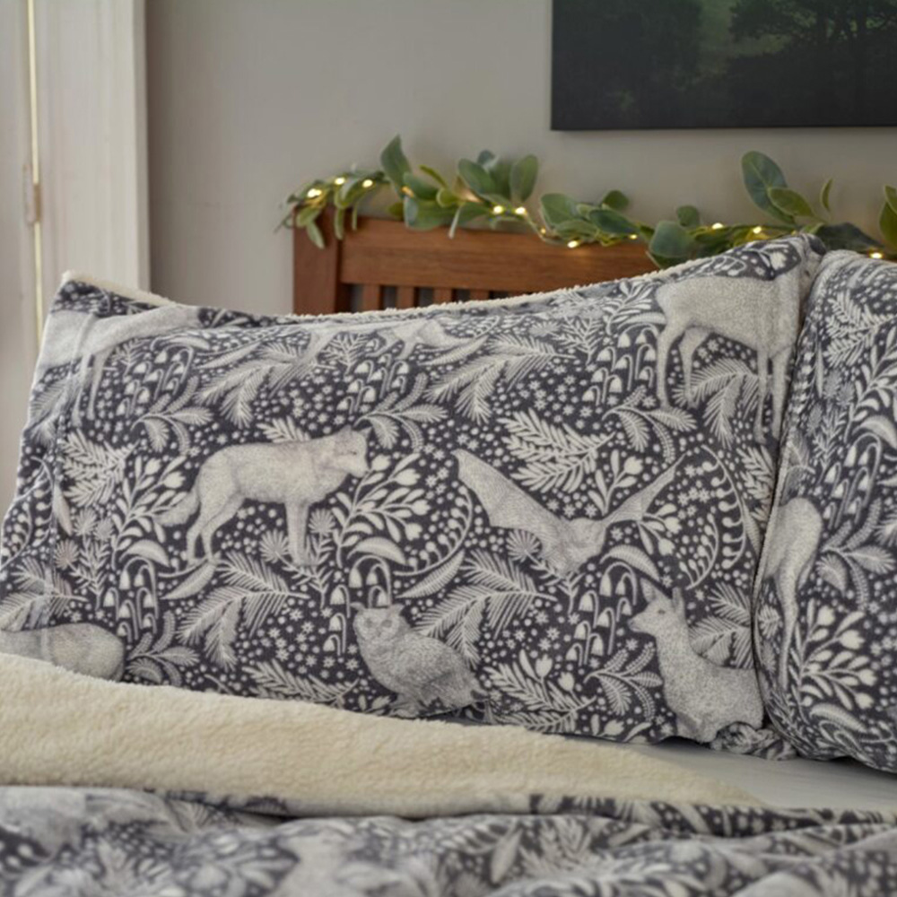 Deyongs Woodland Folk Double Grey Fleece Duvet Set Image 2