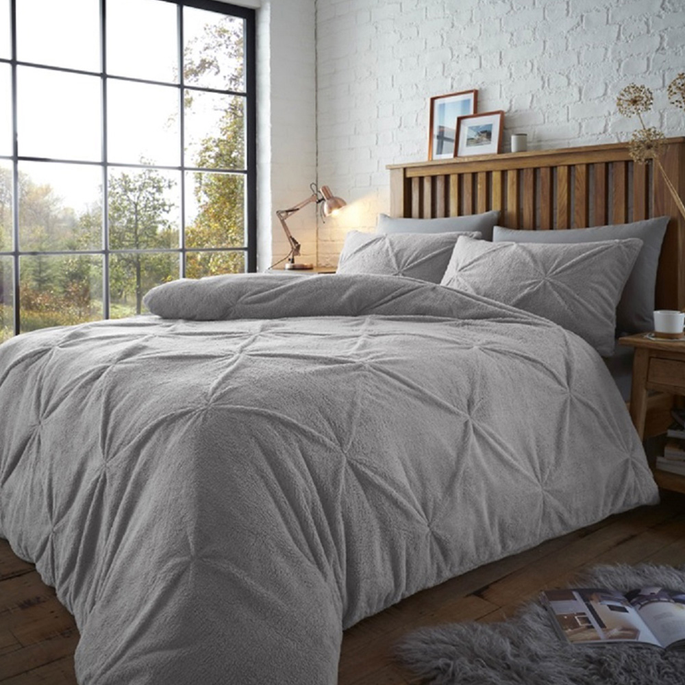 Smart Living Chiswick Single Grey Pintuck Duvet Set Image 1