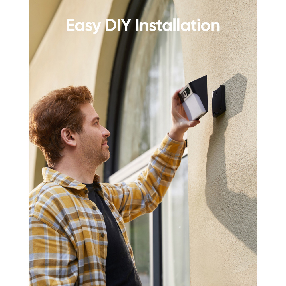 eufy S120 Wall Light Solar Camera Image 5