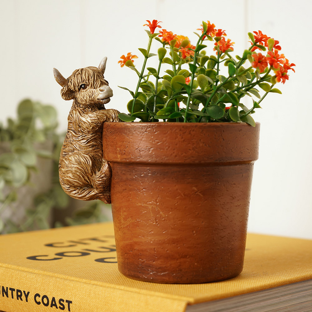 Country Living Highland Cow Plant Pot Image 2