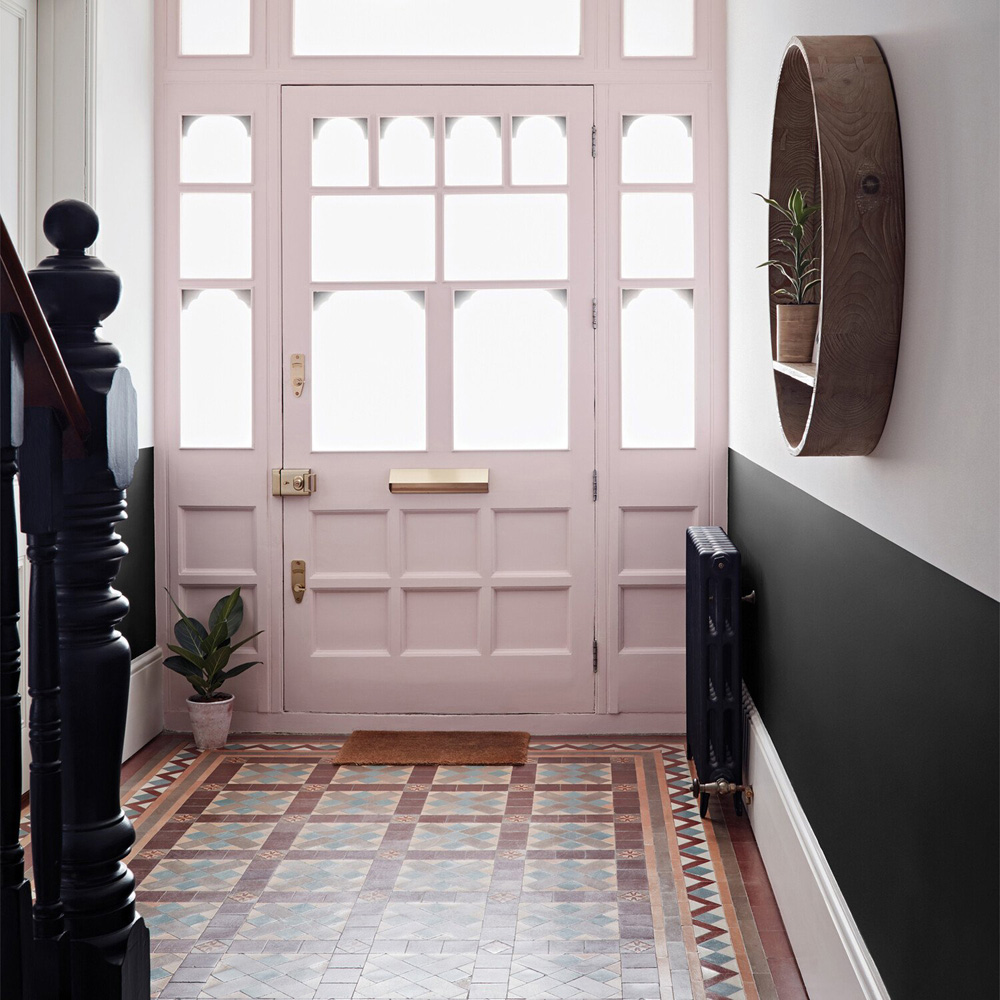 Crown Easyclean Rebel Matt Emulsion Multisurface Paint 2.5L Image 4