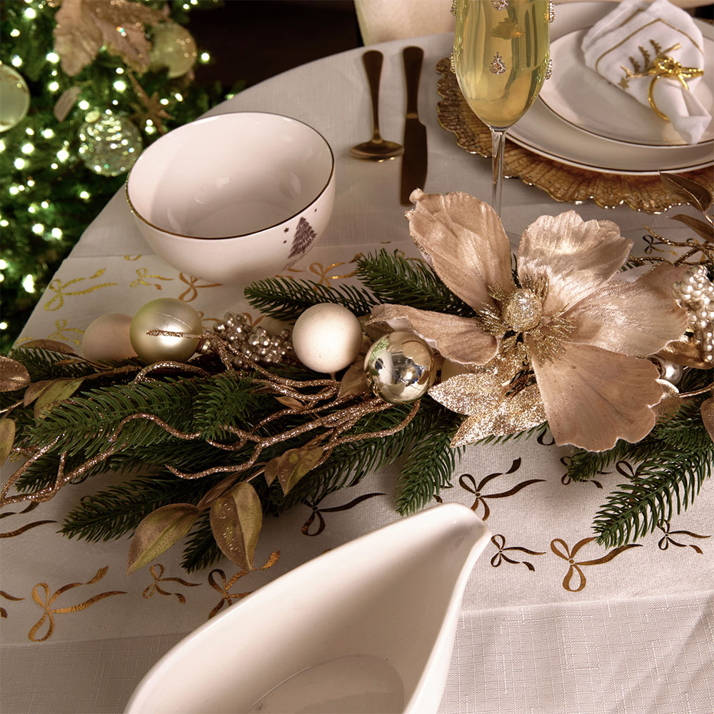 Luxury Cream Magnolia Garland Image 3