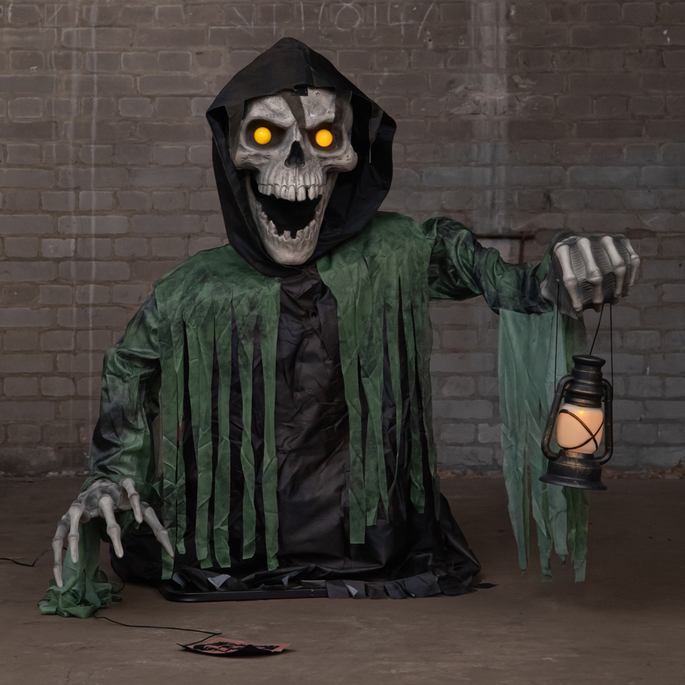 Samuel Alexander Light Up Corroded Animatronic Reaper Groundbreaker Halloween Decoration 4.8ft Image 3