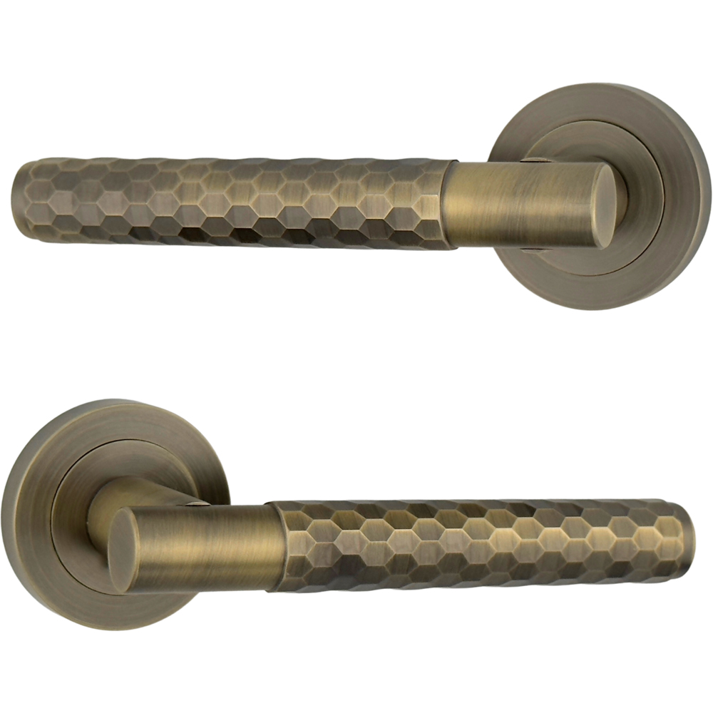 AXS Hardware Montana Antique Brass Knurled Bathroom Door Handles on Rose 4 Pack Image 4