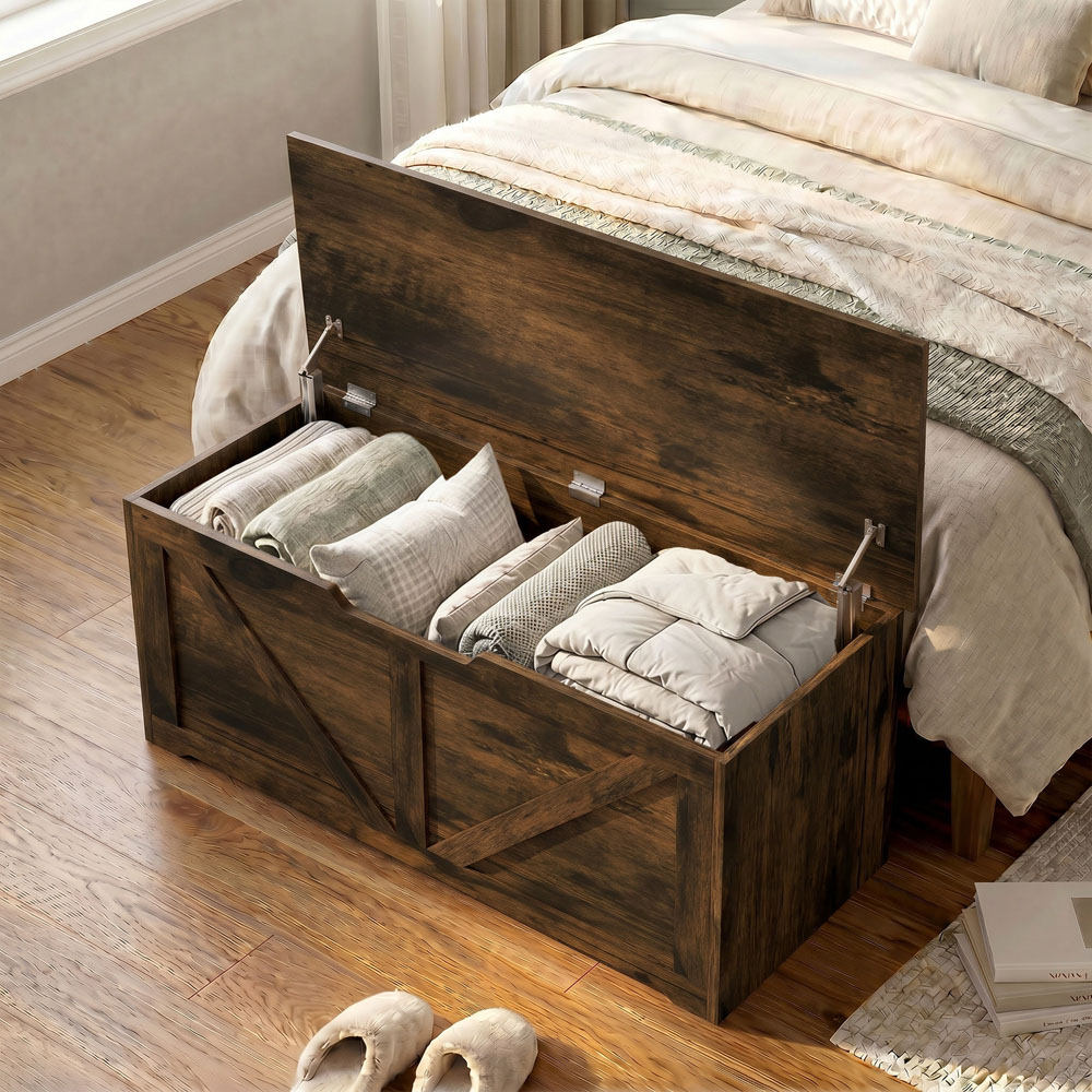 HOMCOM 127L Rustic Brown Storage Trunk with Safety Hinges Image 4