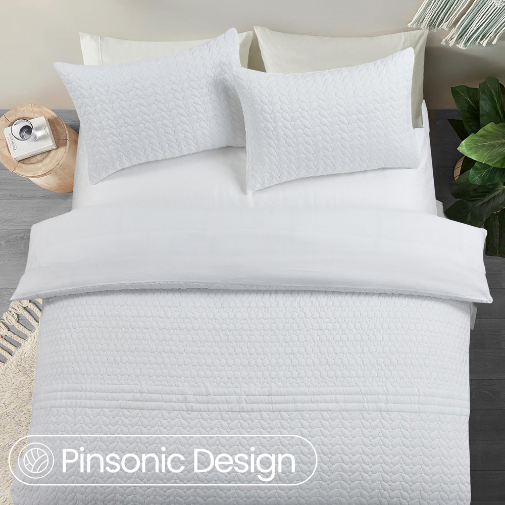 Velosso Kinsley Double White Quilted Duvet Cover Set Image 2