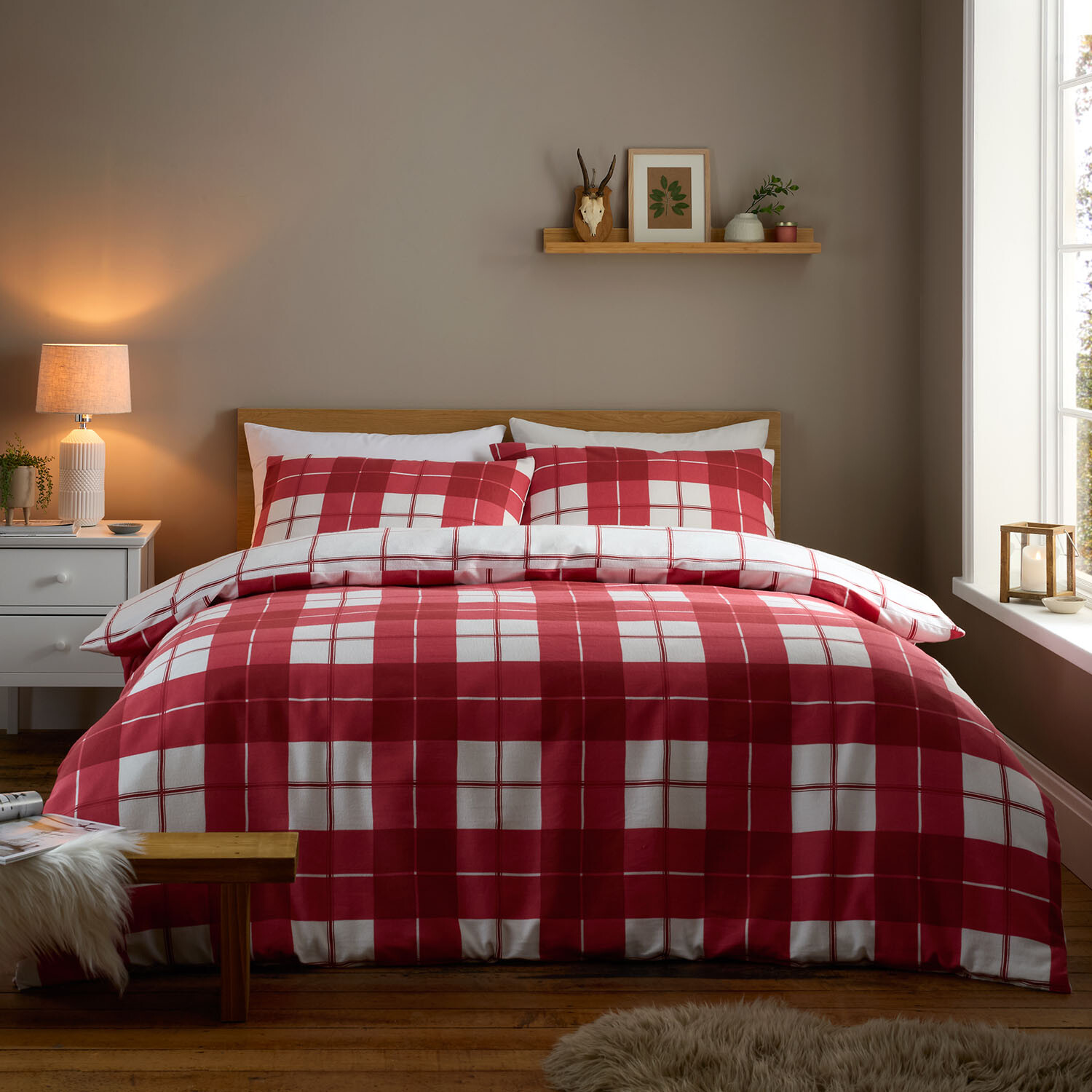 Finlay Check Duvet Set Red - Red / Single Image 1