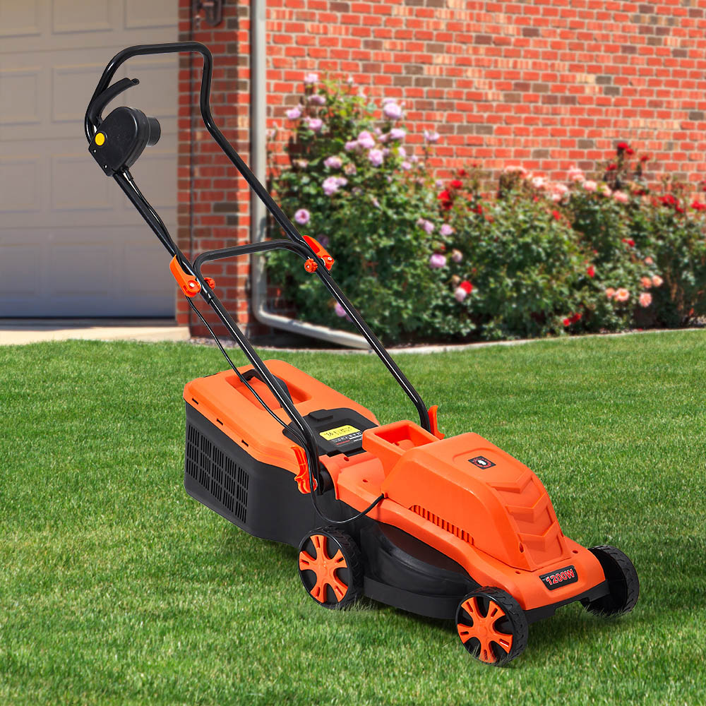 Living and Home 40cm Hand Propelled Electric Lawn Mower 1200W Image 8