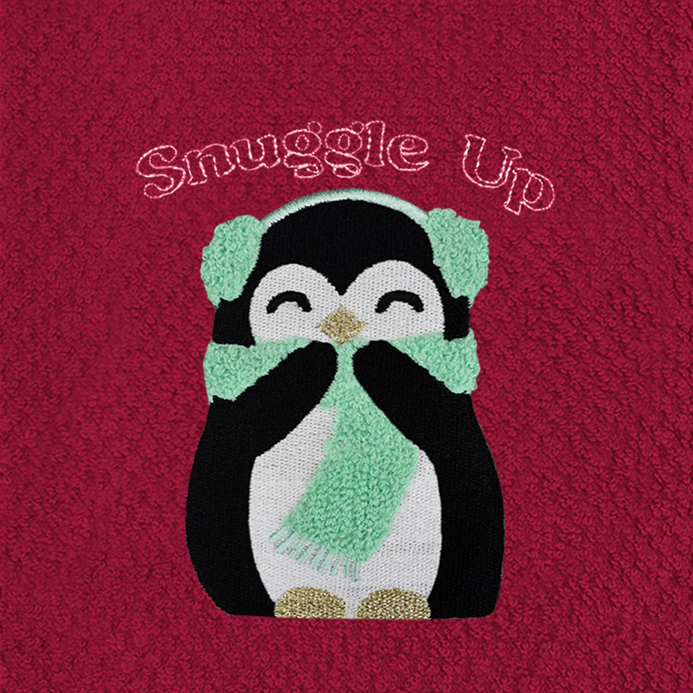 Noel Square Penguins Snuggle Red Tea Towel 3 Pack Image 4