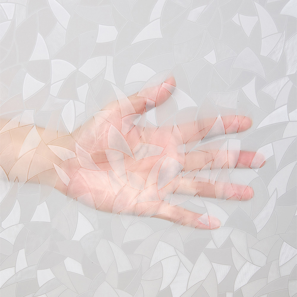 Living and Home Crescent 3D PVC Self Adhesive Privacy Glass Window Film 200 x 61cm Image 6