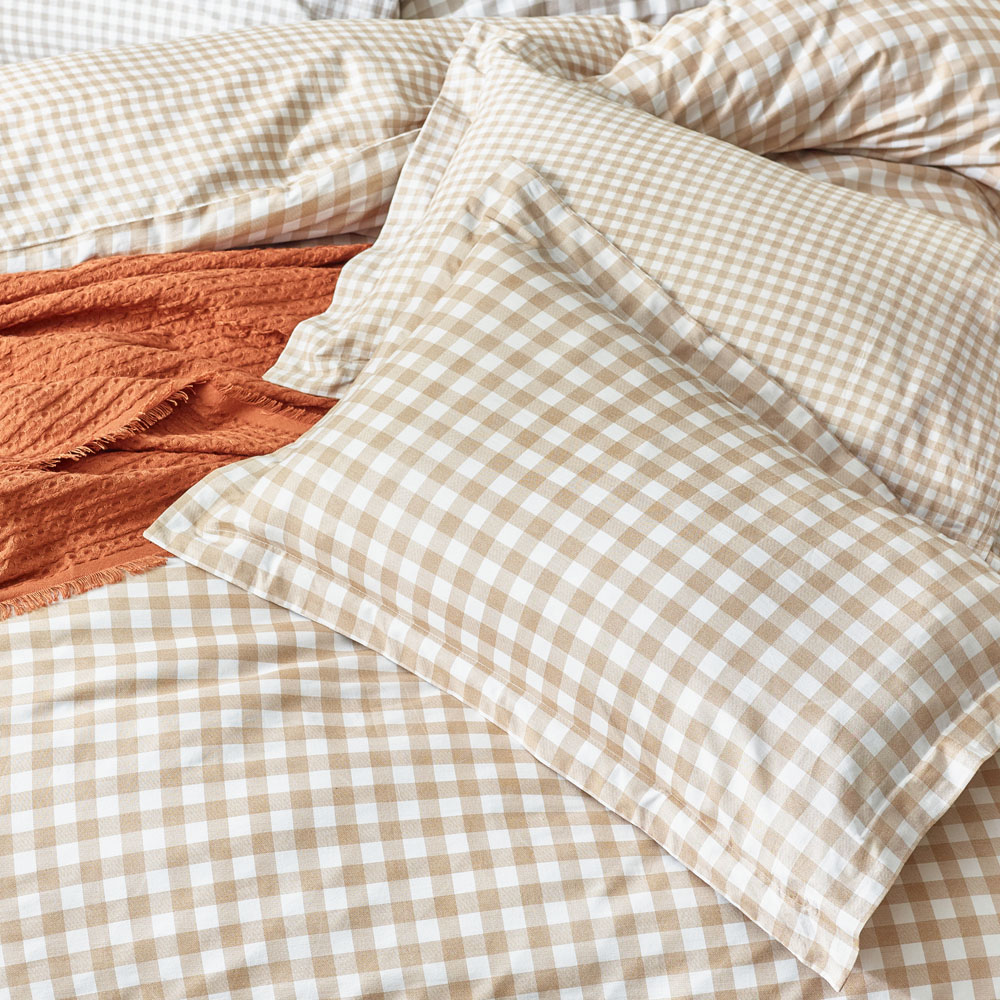 Yard Barton Super King Size Biscuit Check Printed 144 Thread Count Duvet Cover and Pillowcase Set Image 3