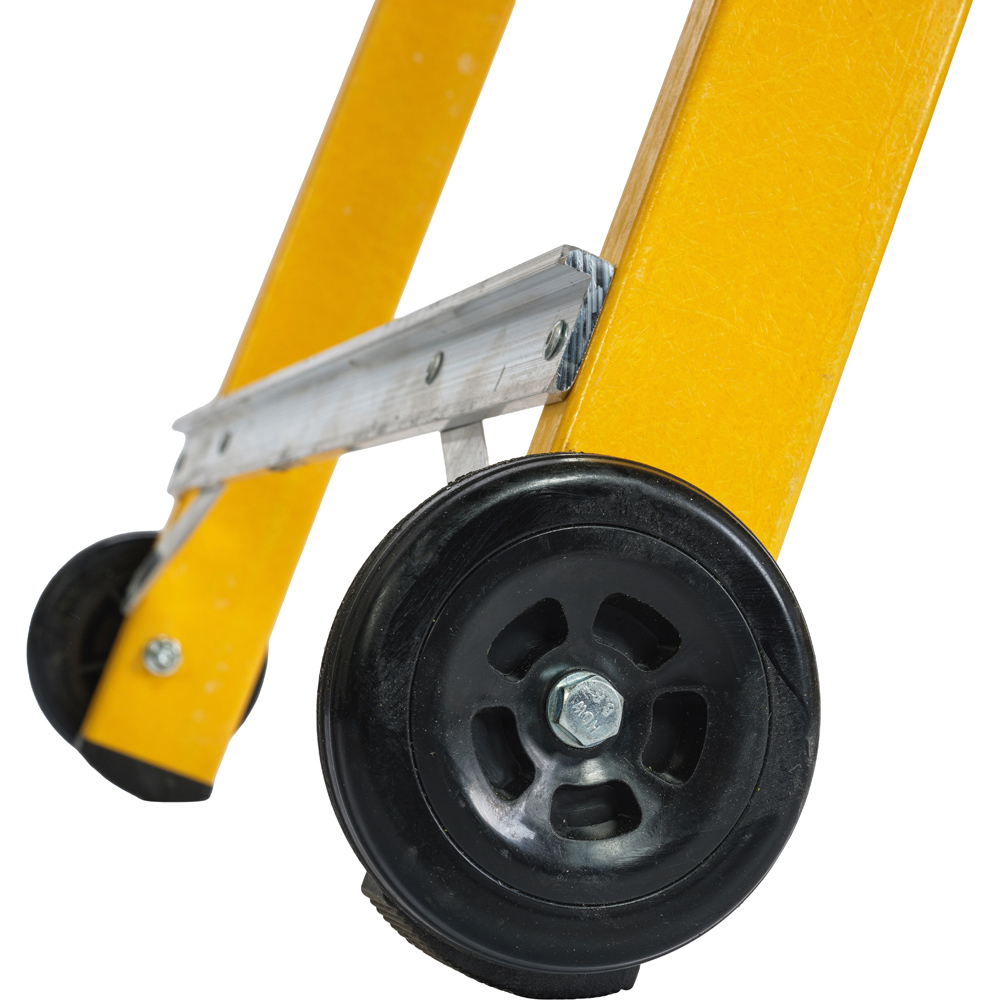 Lyte Ladders and Towers MagnaStep 2 Tread Glassfibre Widesteps Ladder Image 4