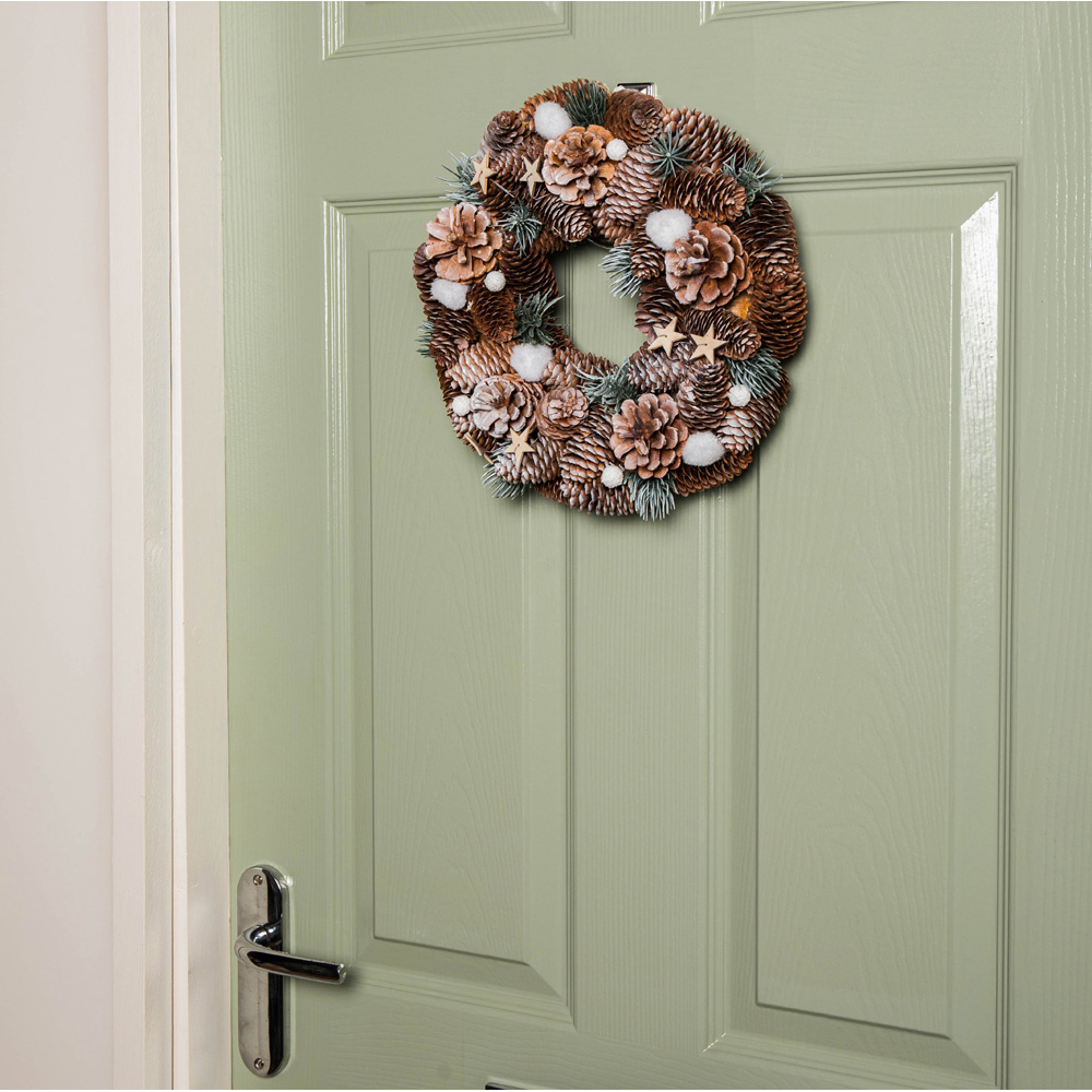 Samuel Alexander Frosted Wreath with Pine Cones and Wooden Stars 30cm Image 9