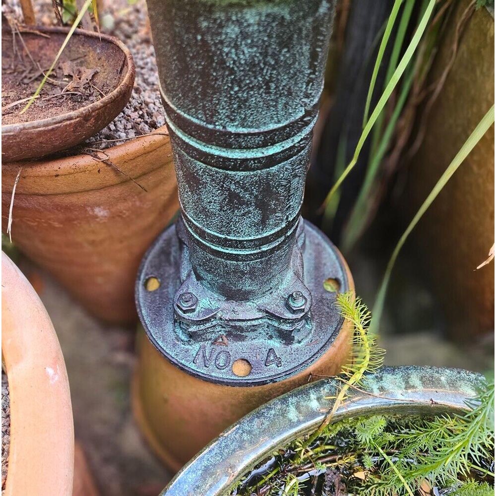 Inspirational Gifting Hand Water Pump Cast Iron Garden Ornament Image 4
