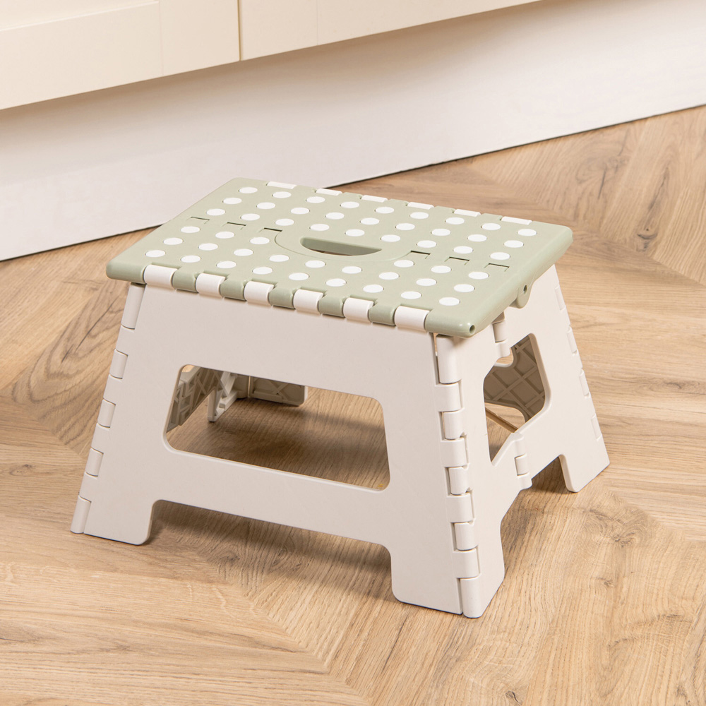 My Home Foldable Step Stool Image 2