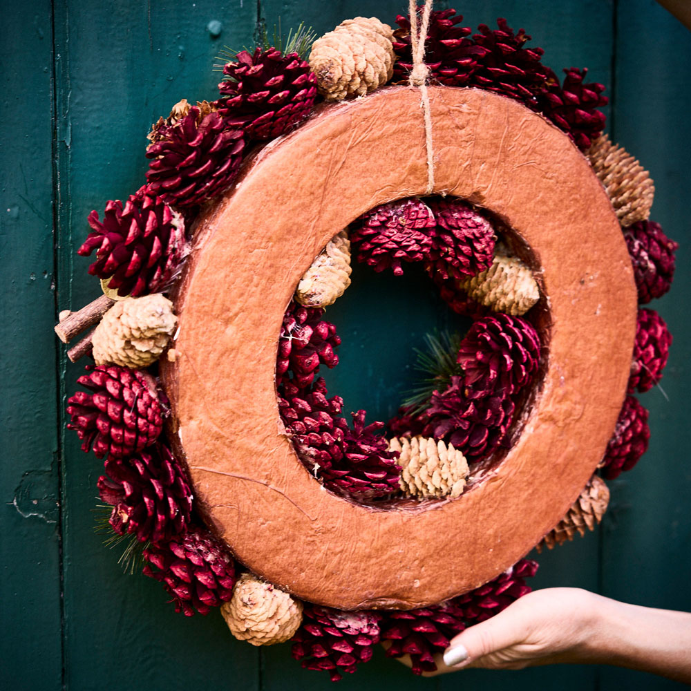 Dibor Cinnamon Stars Christmas Wreath 38cm Image 5