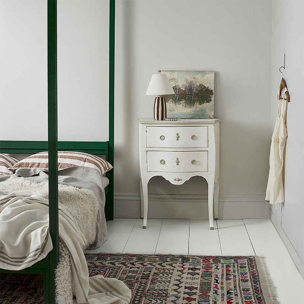 Annie Sloan Pompadour Matt Wall Paint 2.5L Image 4