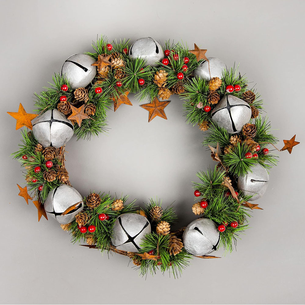 Shatchi Christmas Wreath with Pine and Green Stars Image 2