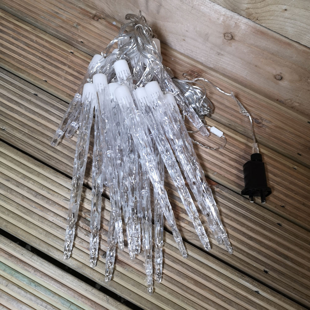 Premier 72 Warm White LED Clear Cable Icicle String Light 6.9m Image 2