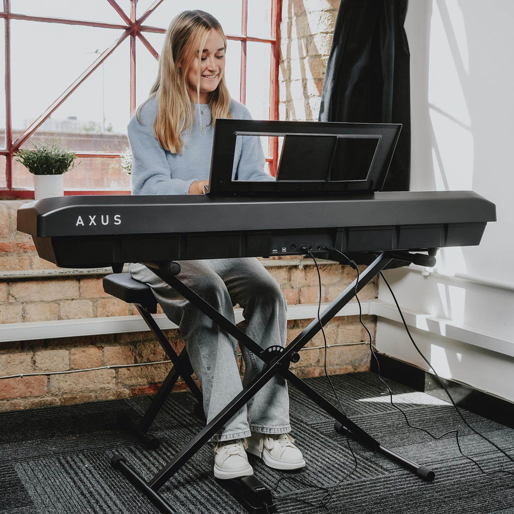 Axus AXD55 88 Note Digital Stage Piano Package Wilko