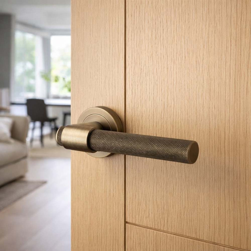 AXS Hardware Dakota Antique Brass Knurled Door Handles on Rose 4 Pack Image 2