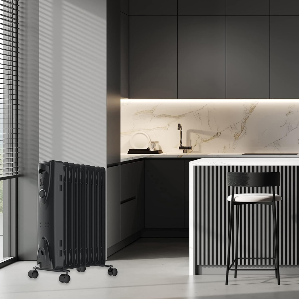 Mylek Black Oil Filled Heater 2000W Image 4