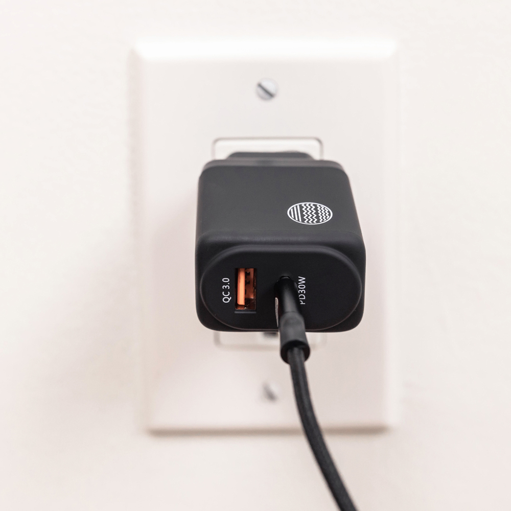 Our Pure Planet Dual UK Port USB-A + USB-C Wall Charger 30W Image 2