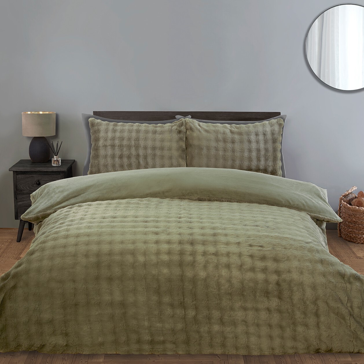 Aurora Faux Fur Duvet Set - Khaki / Single Image 1