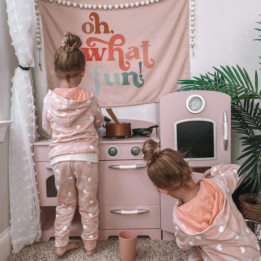 Teamson Kids Little Chef Fairfield Pink Retro Kitchen Play Set Image 6