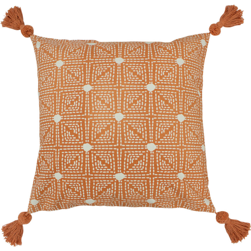 furn. Chia Coral Tufted Cotton Cushion Image 2